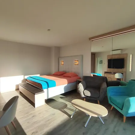 C226, Le Jardin D'eden, Village Naturiste, 