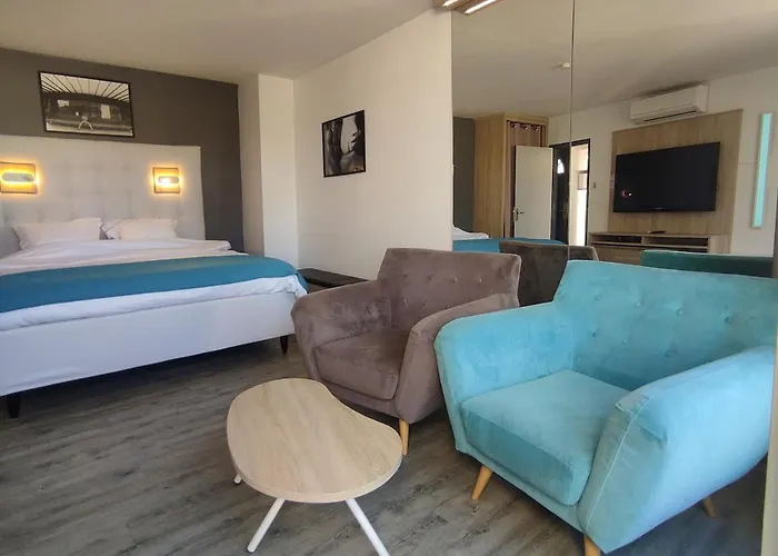 C226, Le Jardin D'eden, Village Naturiste, 