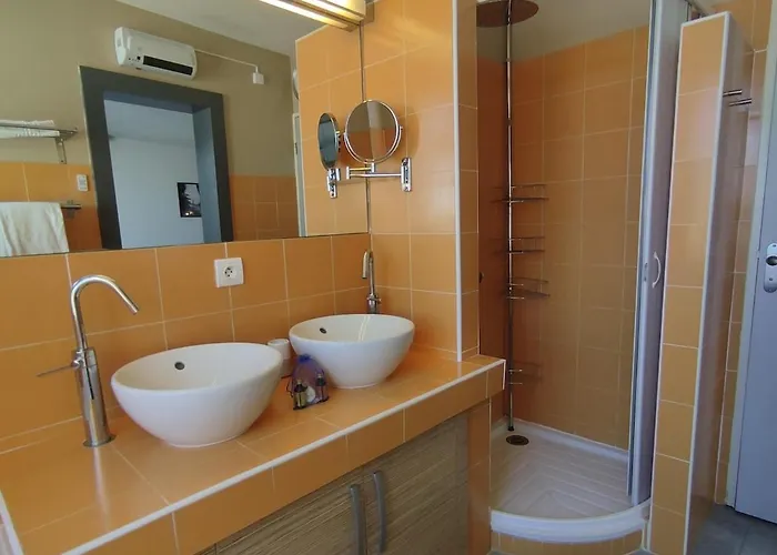 C226, Le Jardin D'eden, Village Naturiste, 