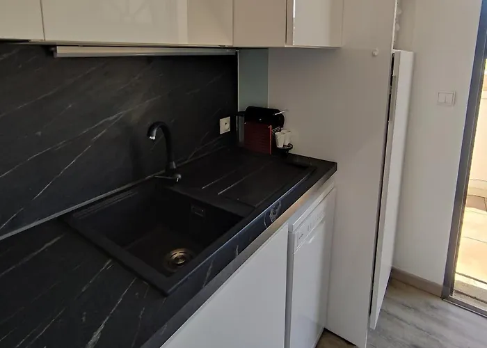 C226, Le Jardin D'eden, Village Naturiste, 