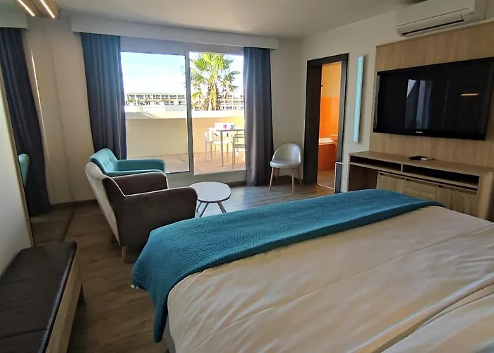 Apartamento C226, Le Jardin D'eden, Village Naturiste, 