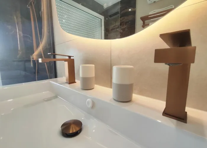 C226, Le Jardin D'eden, Village Naturiste, 